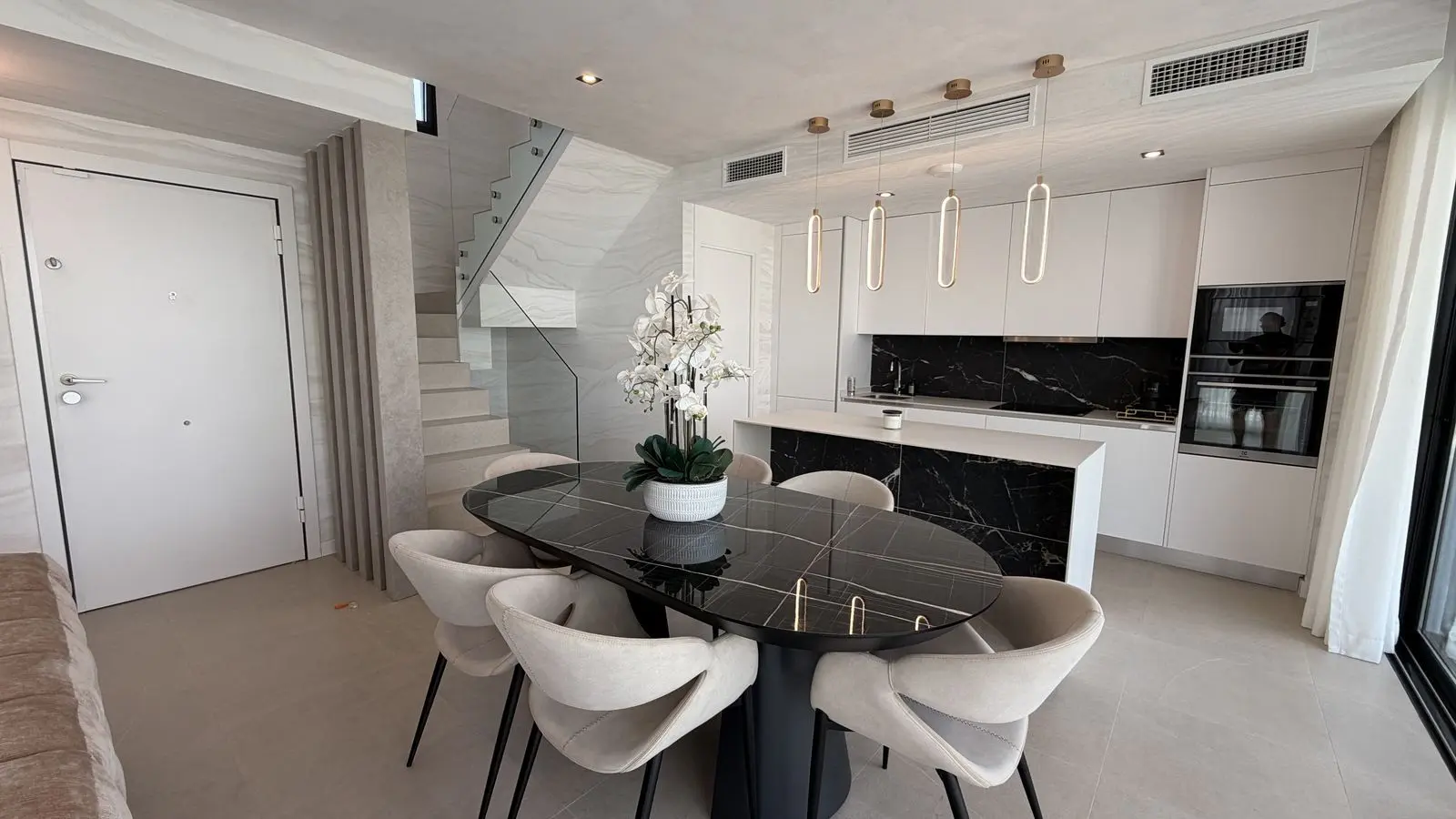 Casa pareada en Atalaya, Estepona