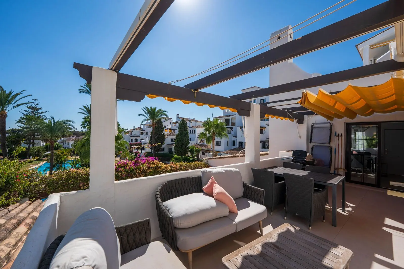 Appartement à Nueva Andalucía, Marbella