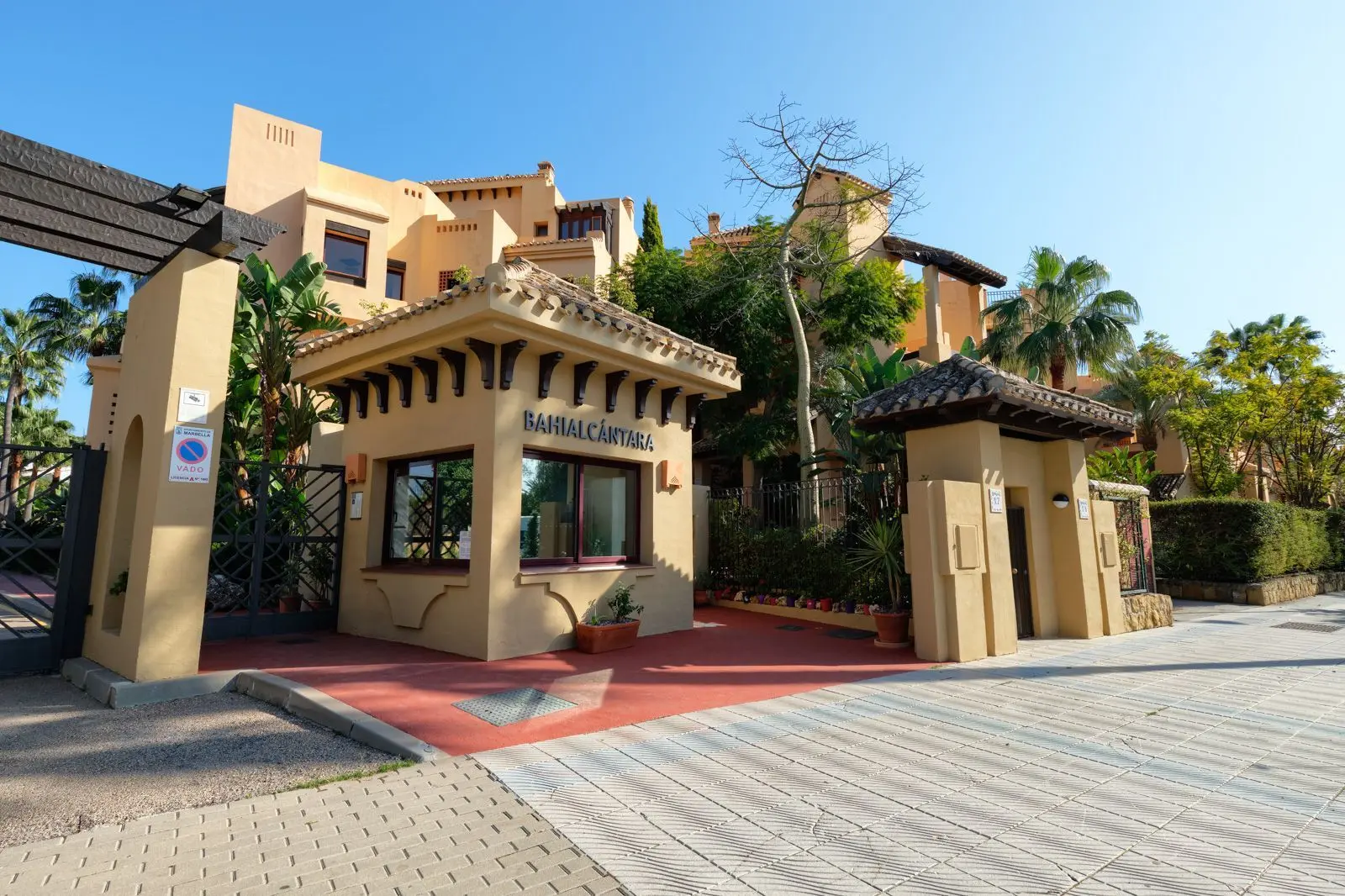 Apartamento bajo en San Pedro de Alcántara, Marbella