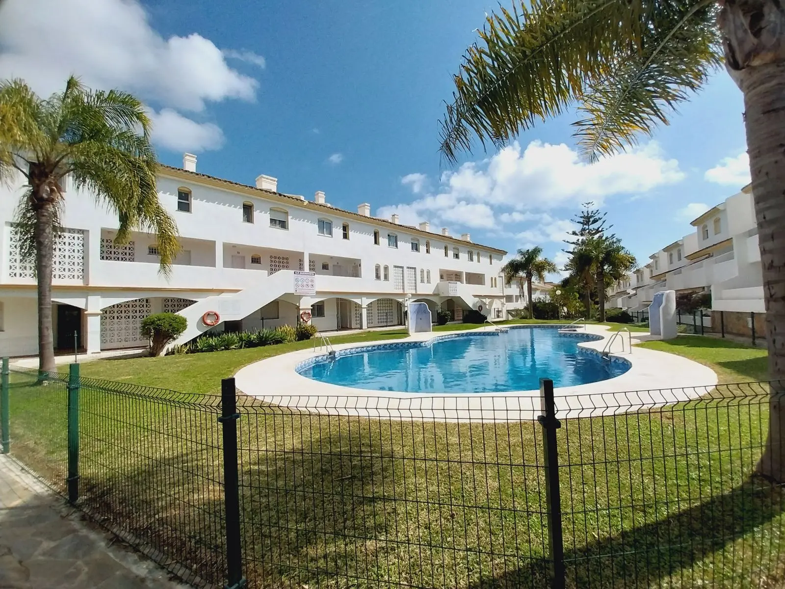 Lägenhet i Calahonda, Mijas