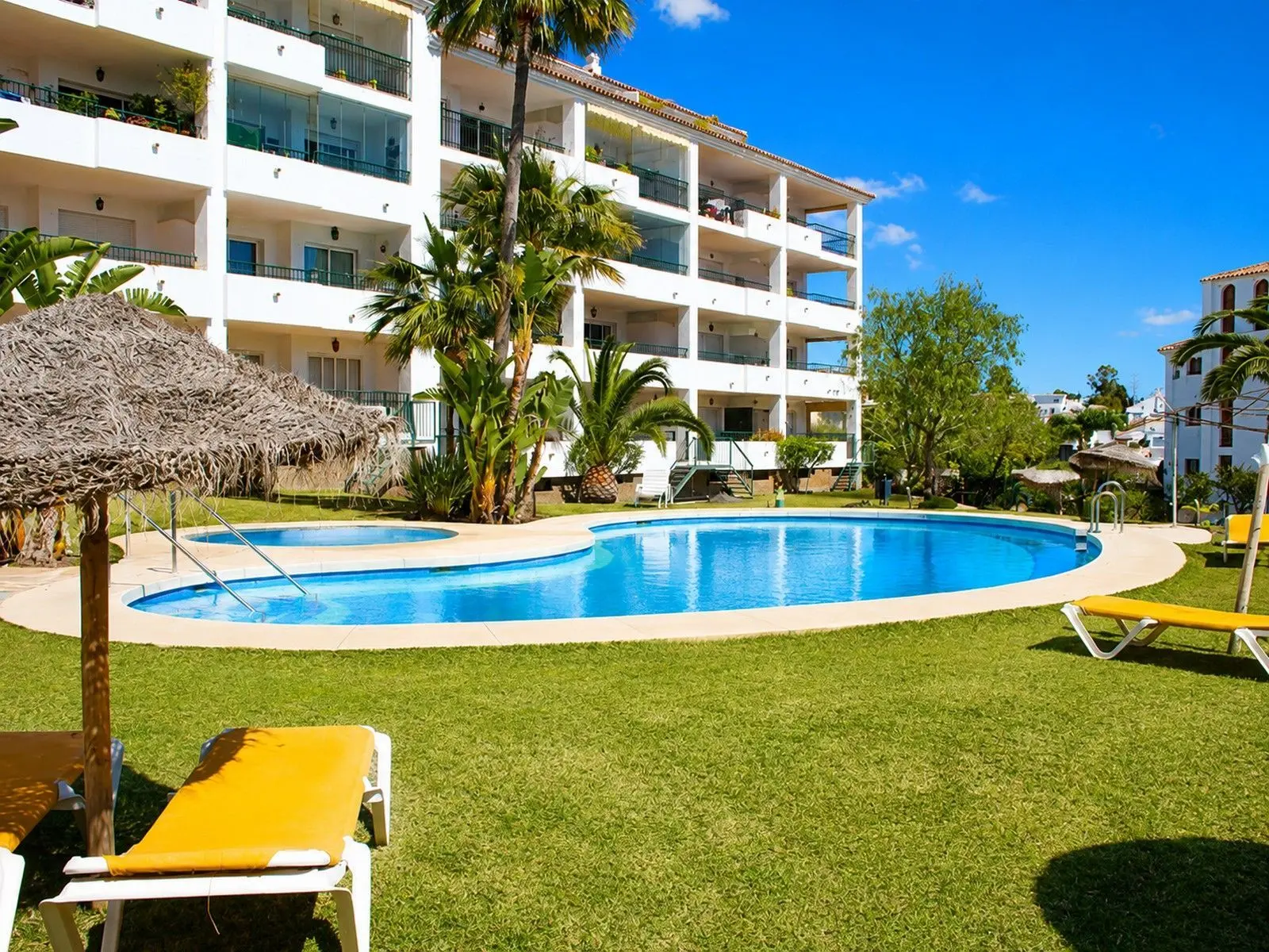 Piso en Calahonda, Mijas