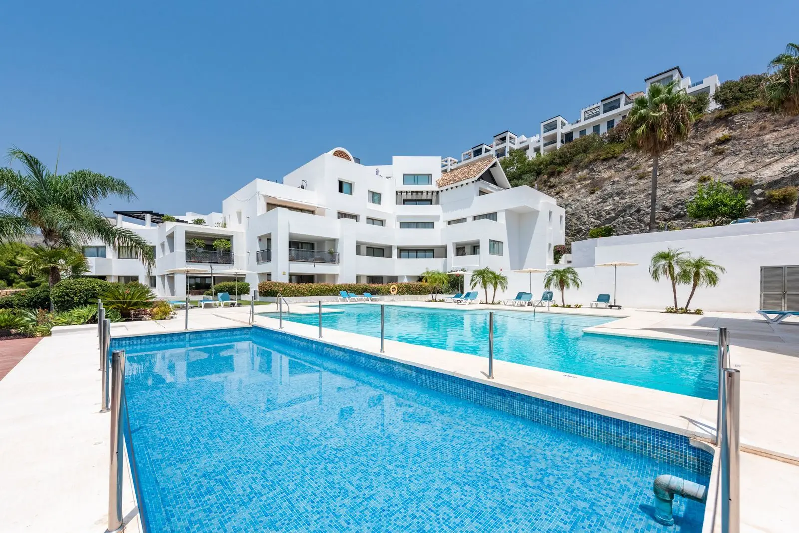 Apartamento bajo en Los Flamingos, Benahavís