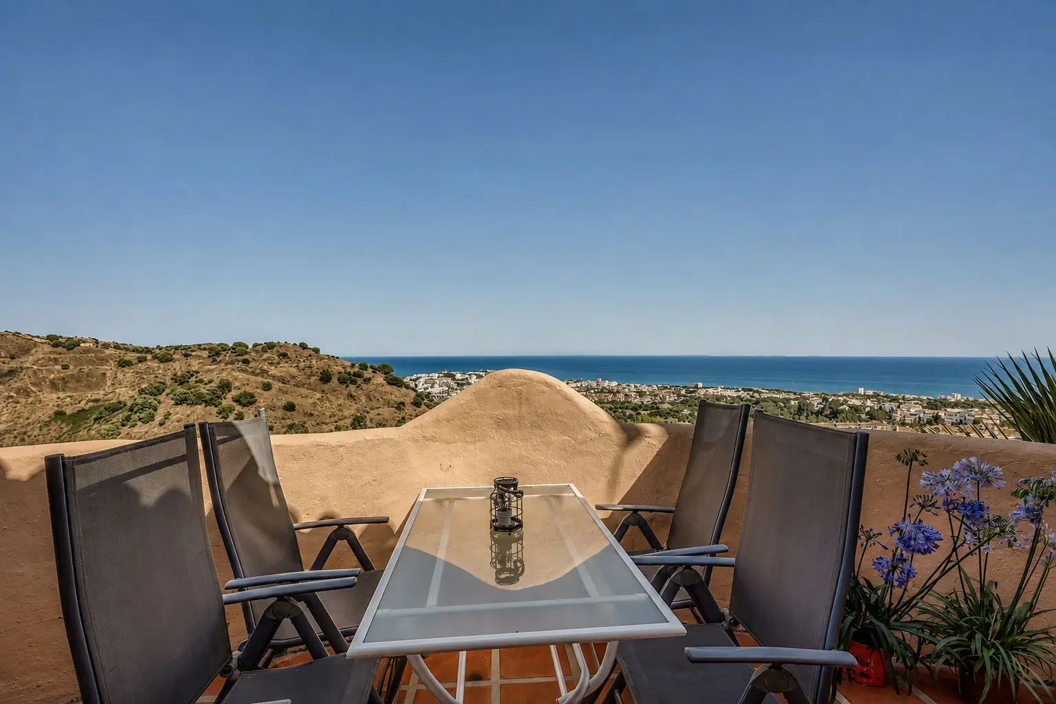 Apartamento bajo en Mijas