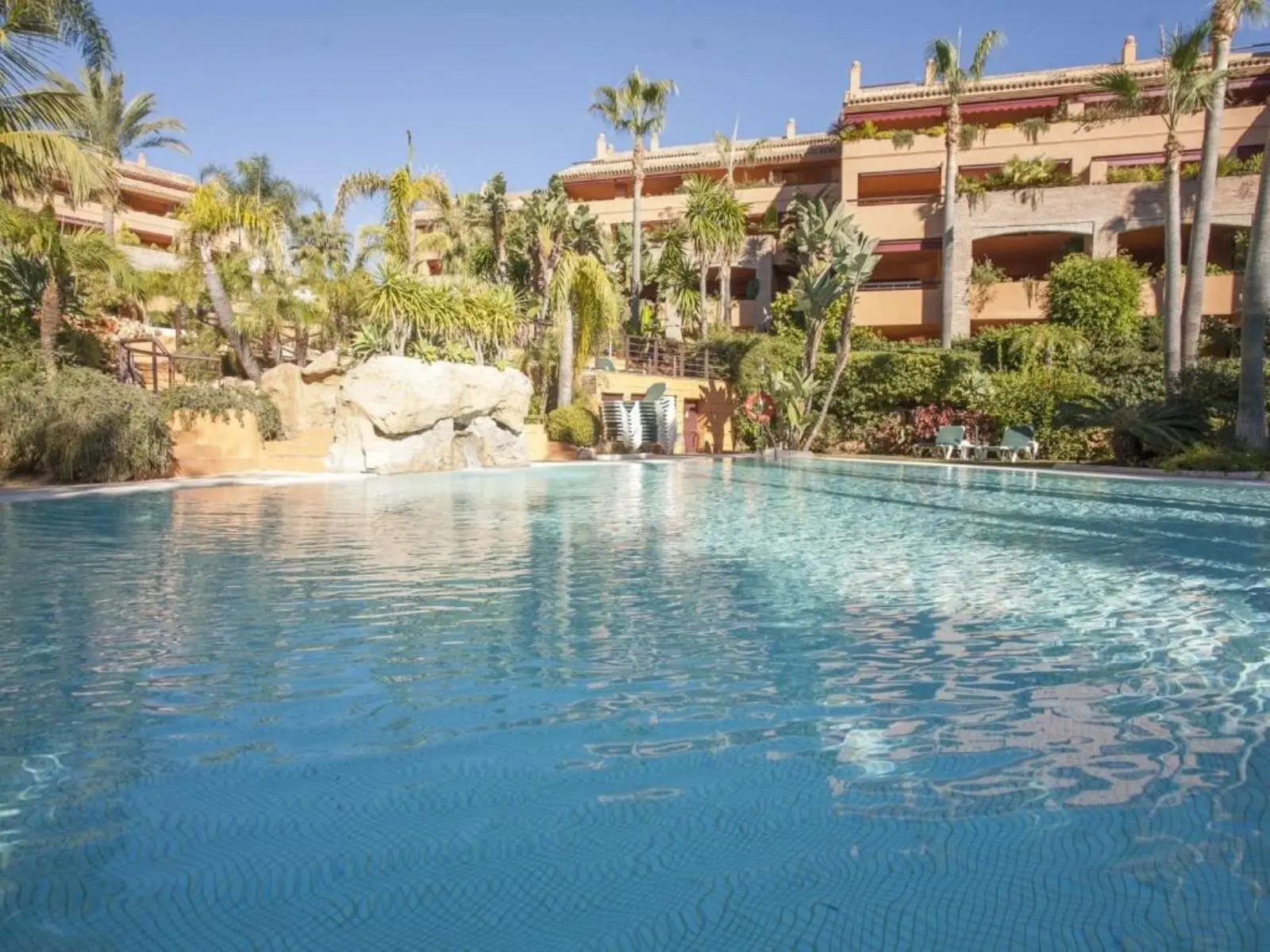 Appartamento a Bahía de Marbella, Marbella