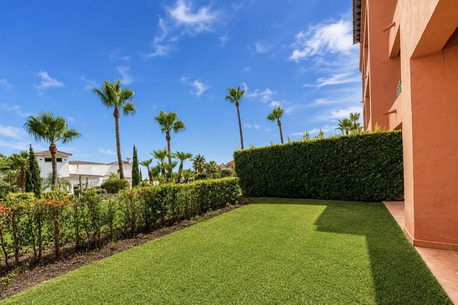 Apartamento bajo en Los Flamingos, Benahavís
