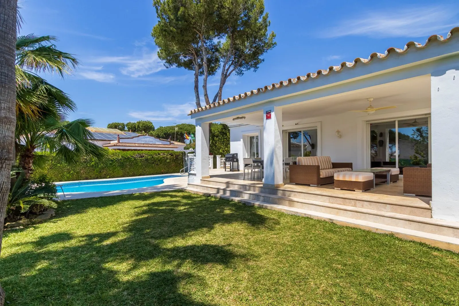 Villa en Las Chapas, Marbella