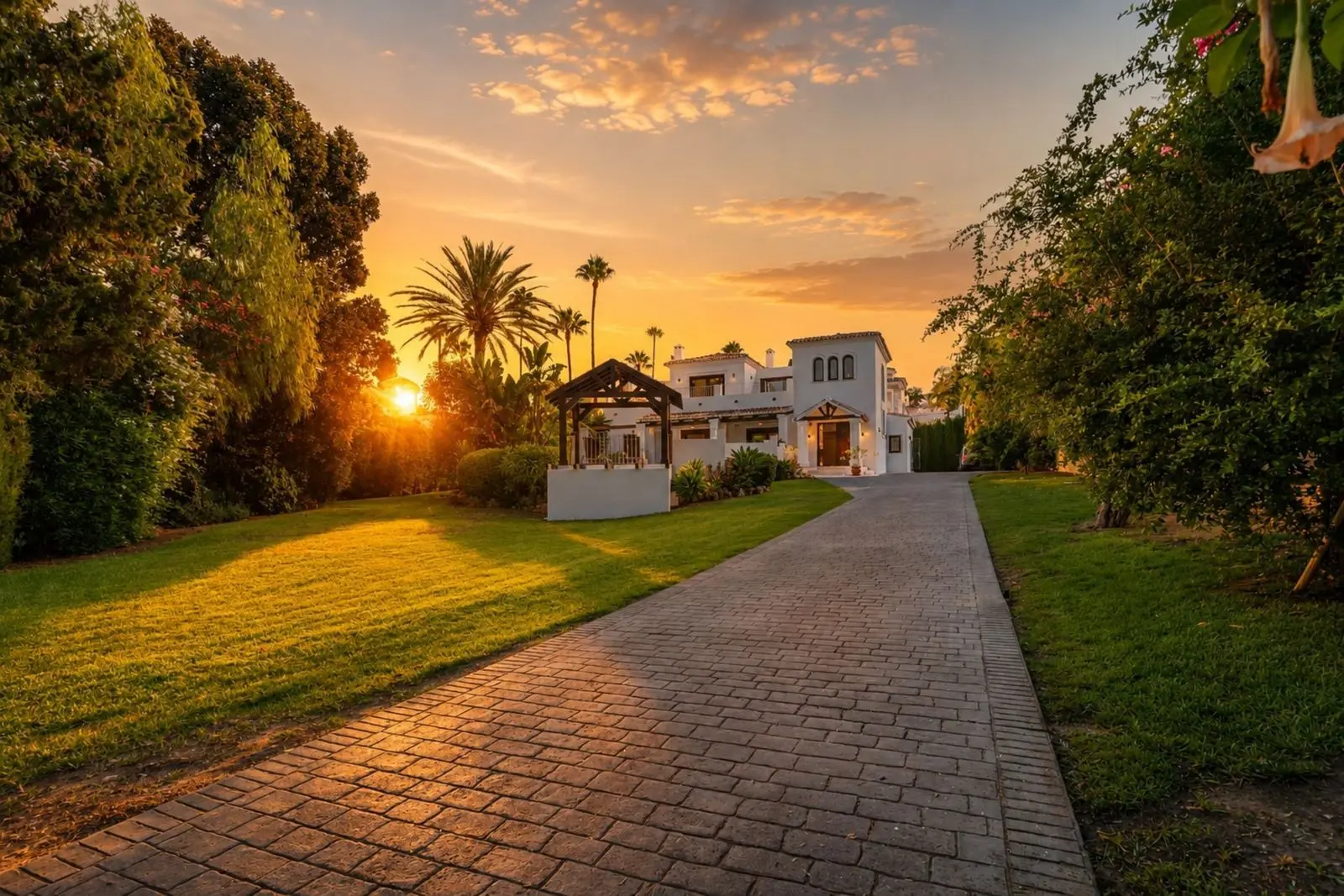 Villa en El Rosario, Marbella