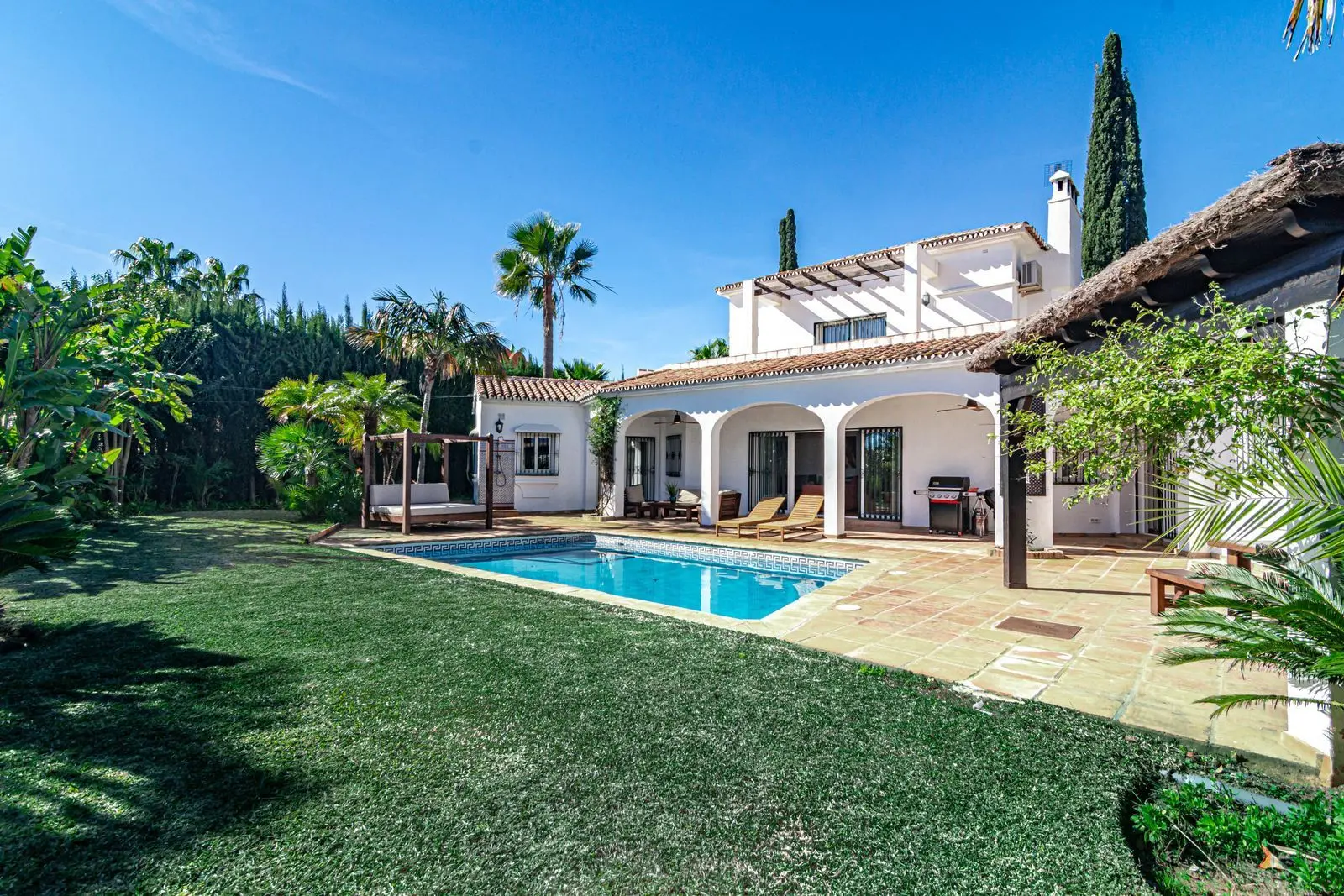 Villa en New Golden Mile, Estepona
