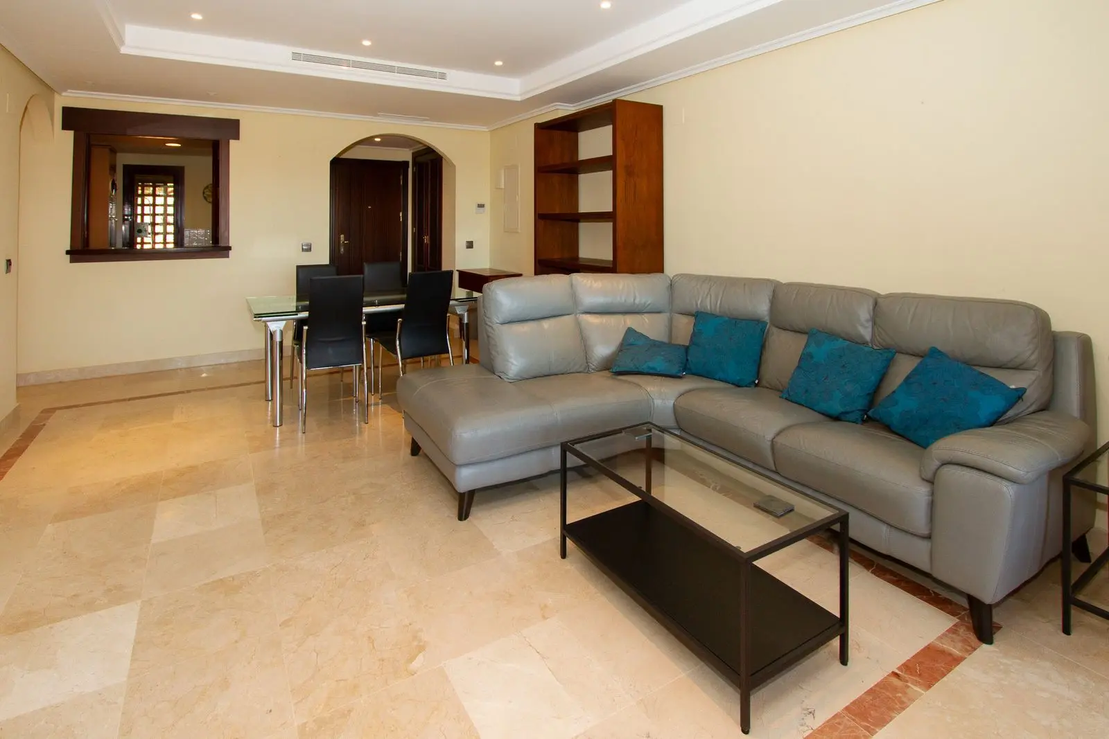 Wohnung in La Mairena, Ojén