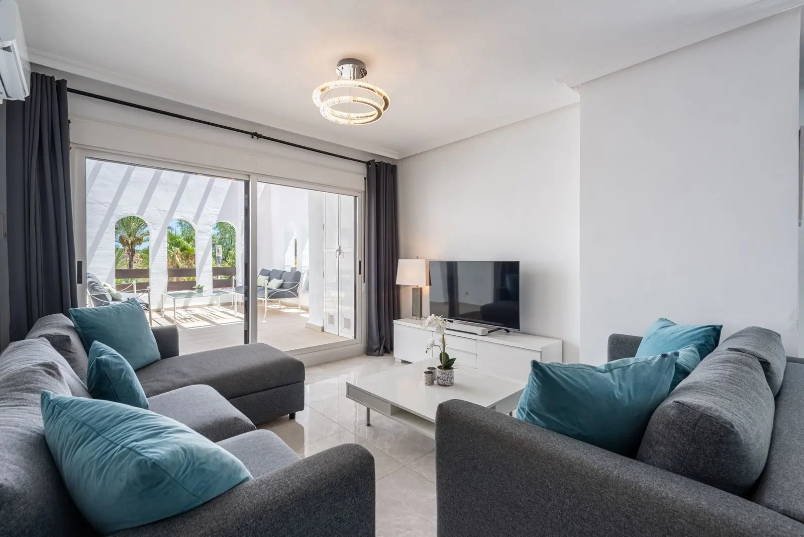 Appartement à Nueva Andalucía, Marbella
