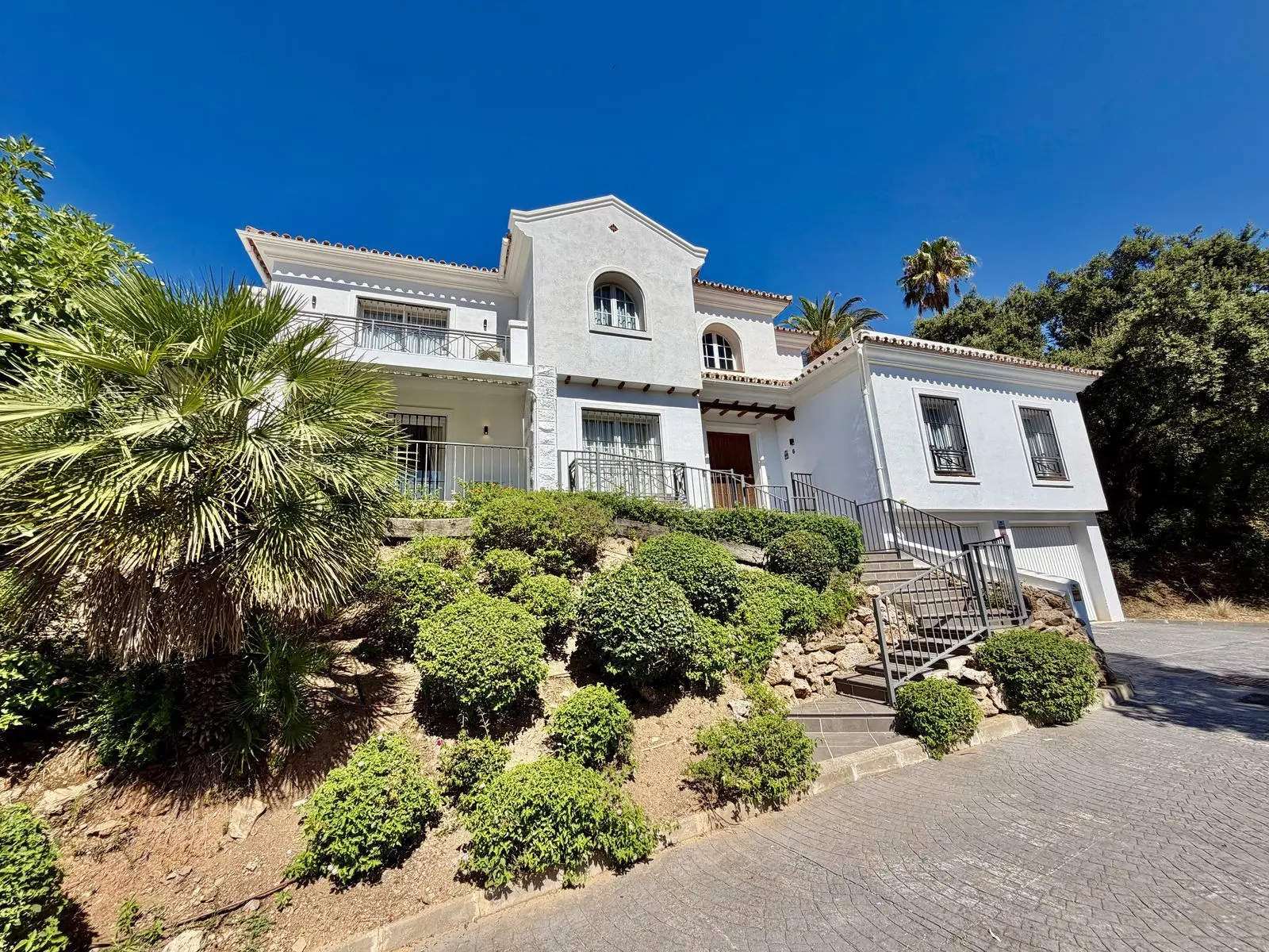 Villa en El Rosario, Marbella