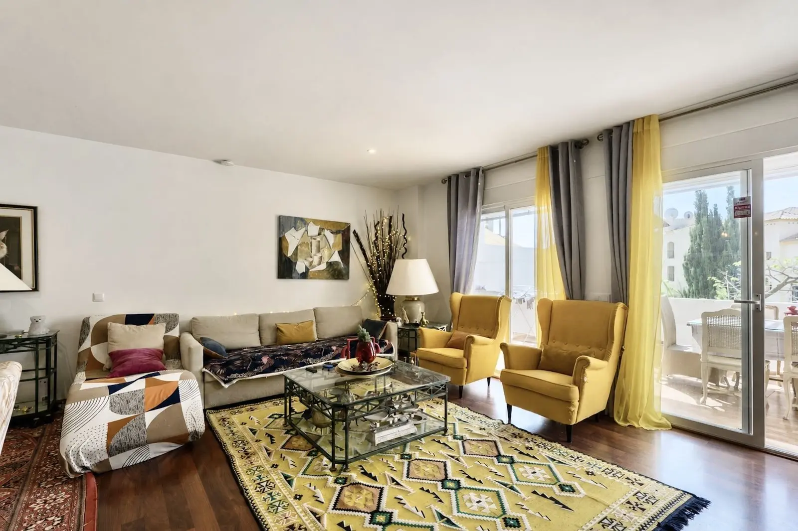 Apartamento bajo en Riviera del Sol, Mijas
