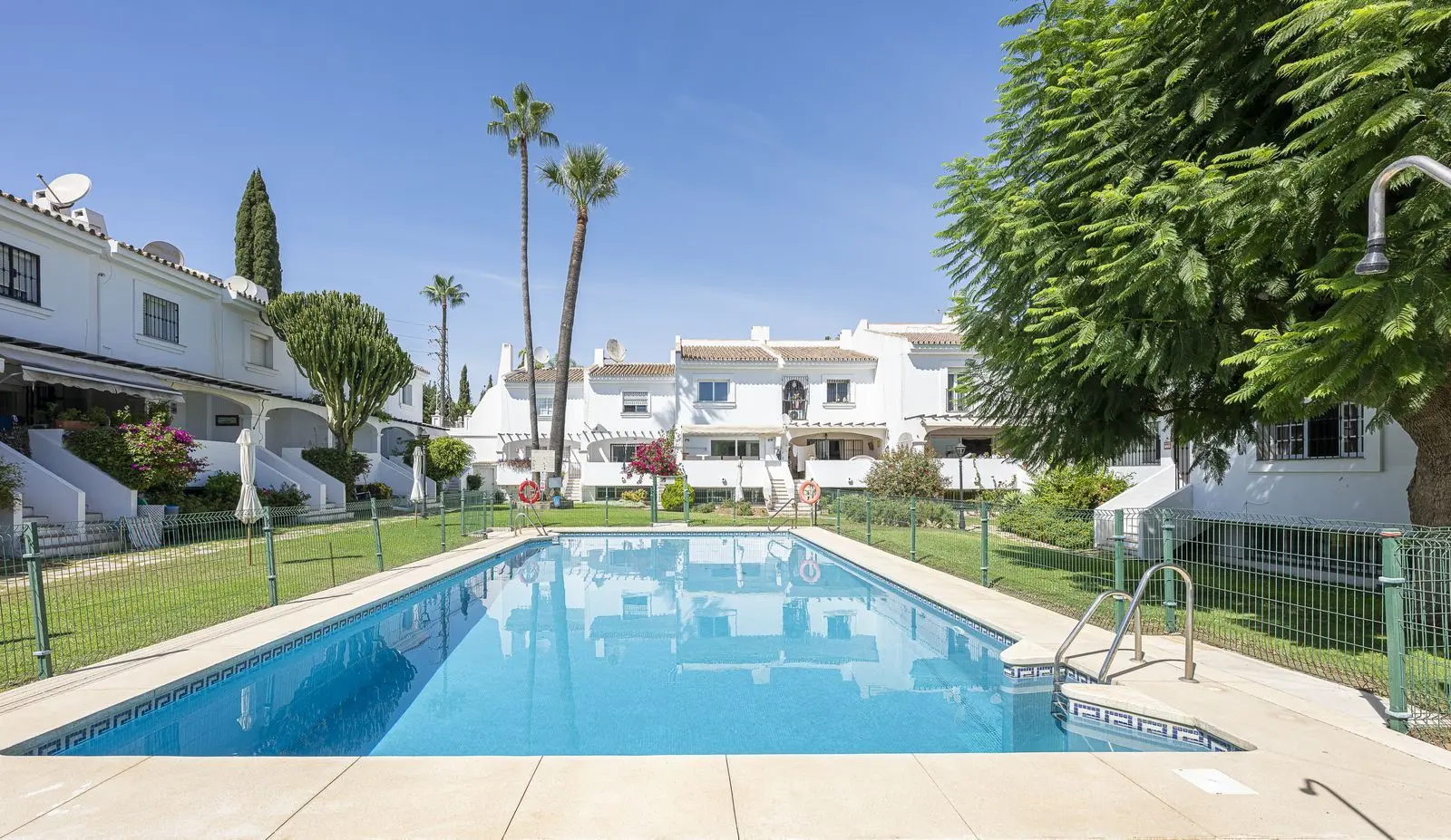 Casa pareada en Nueva Andalucía, Marbella