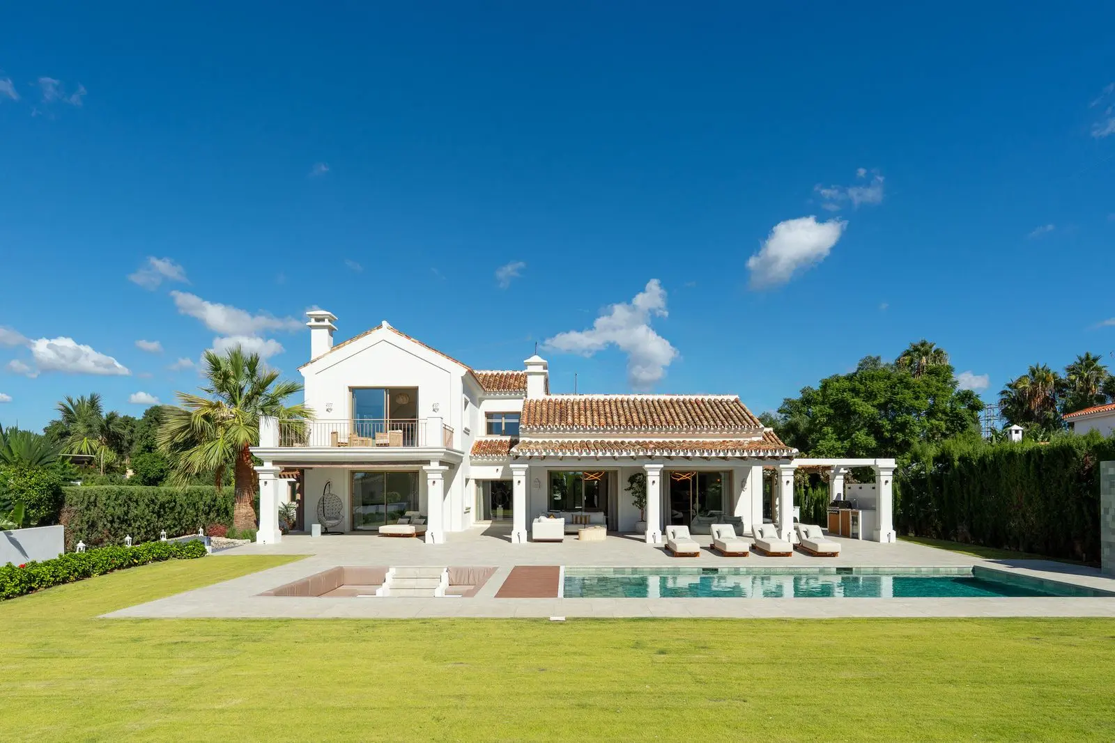 Villa en El Rosario, Marbella