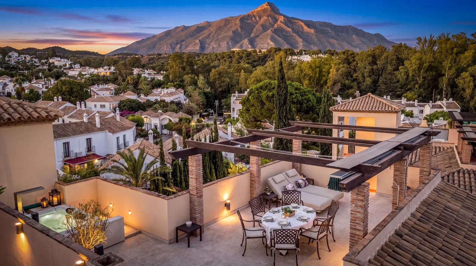 Penthouse à Nueva Andalucía, Marbella