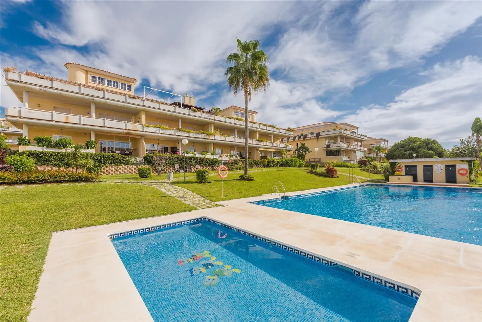 Appartement à Cabopino, Marbella