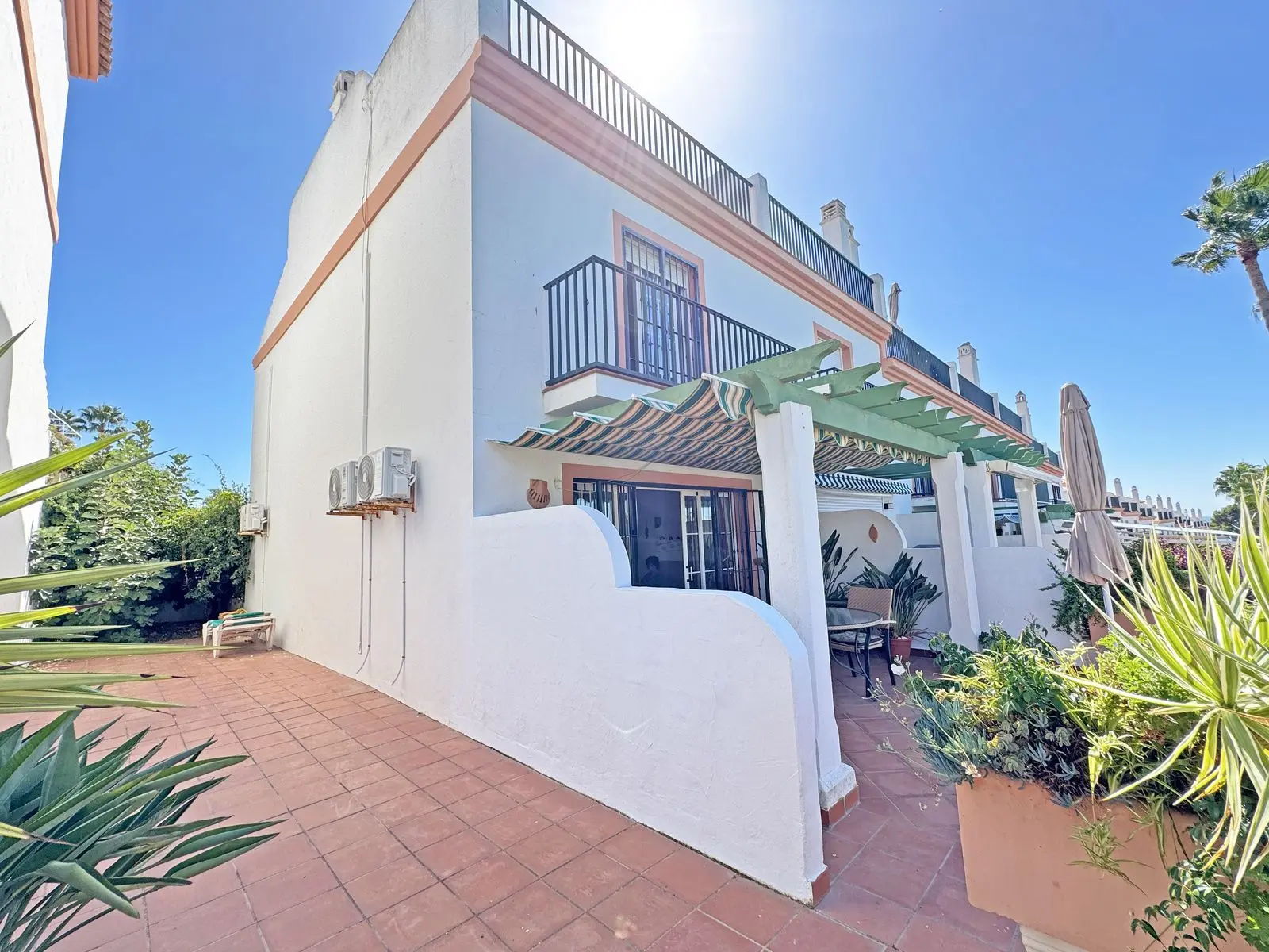 Casa adosada en Cabopino, Marbella