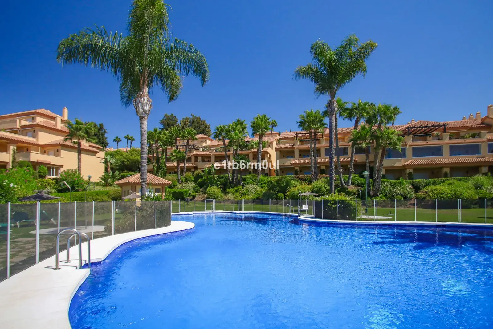 Wohnung in Nueva Andalucía, Marbella