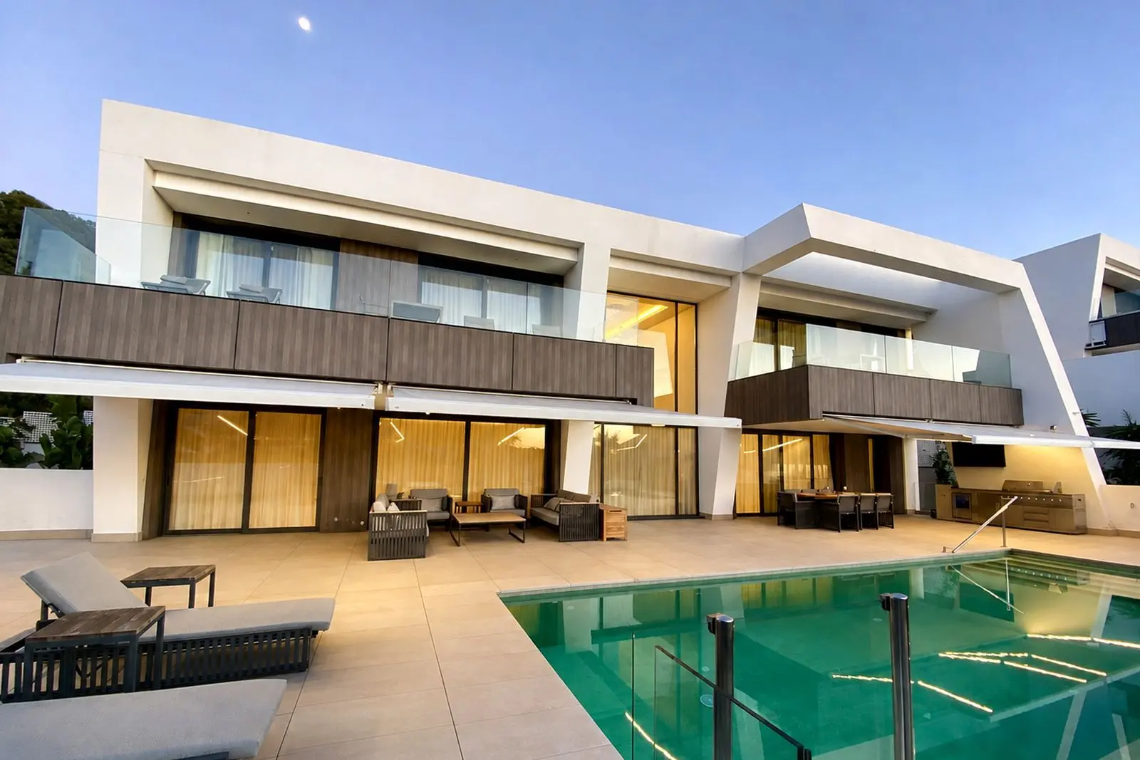Villa en El Paraíso, Estepona