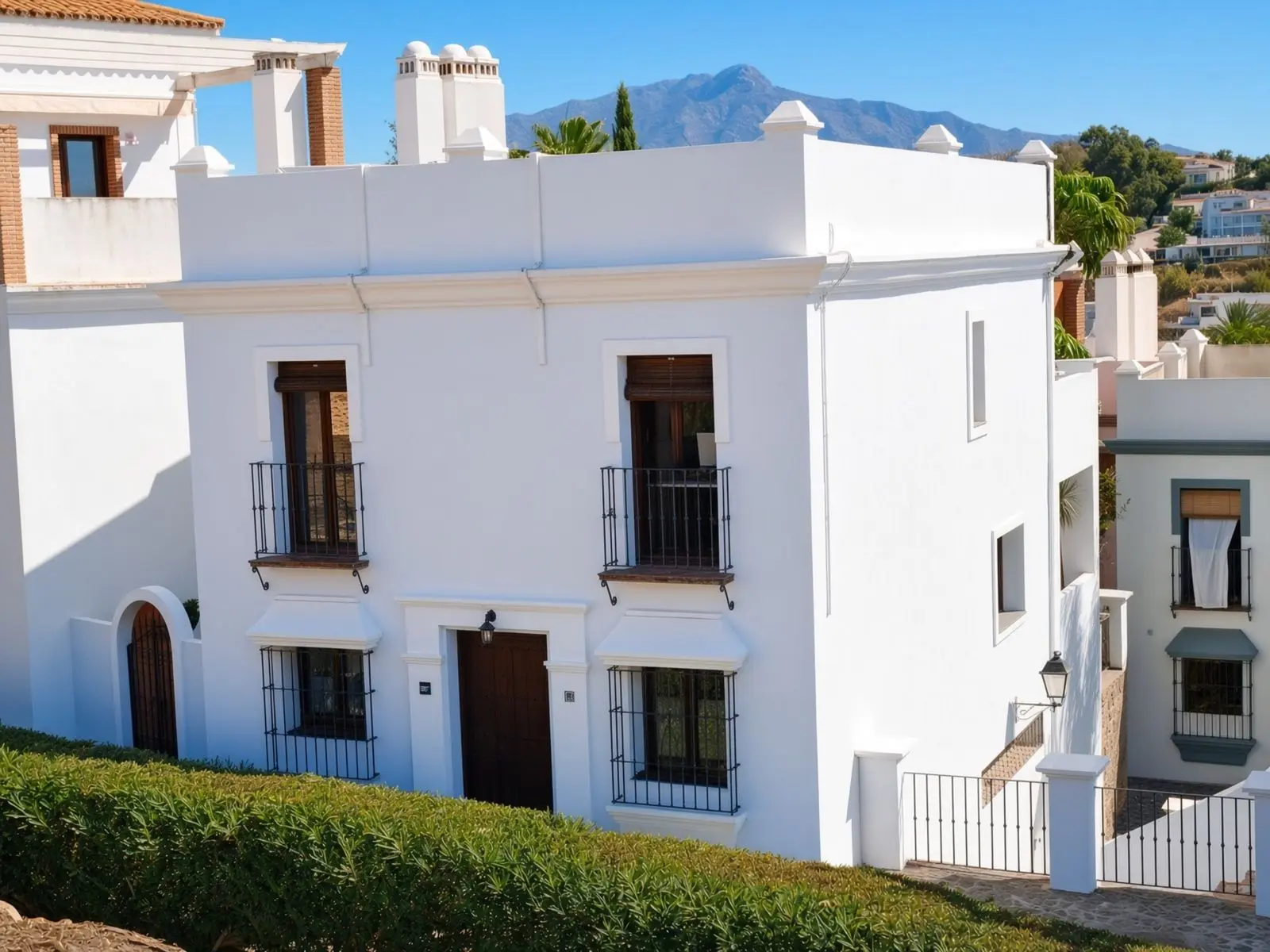 Casa pareada en El Paraíso, Estepona