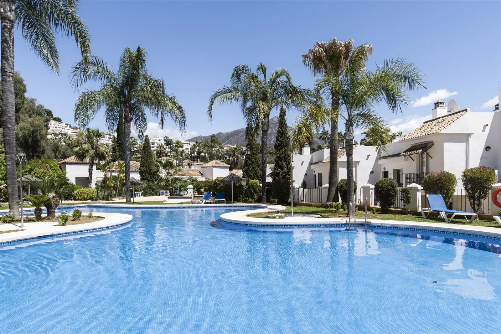 Penthouse à Nueva Andalucía, Marbella