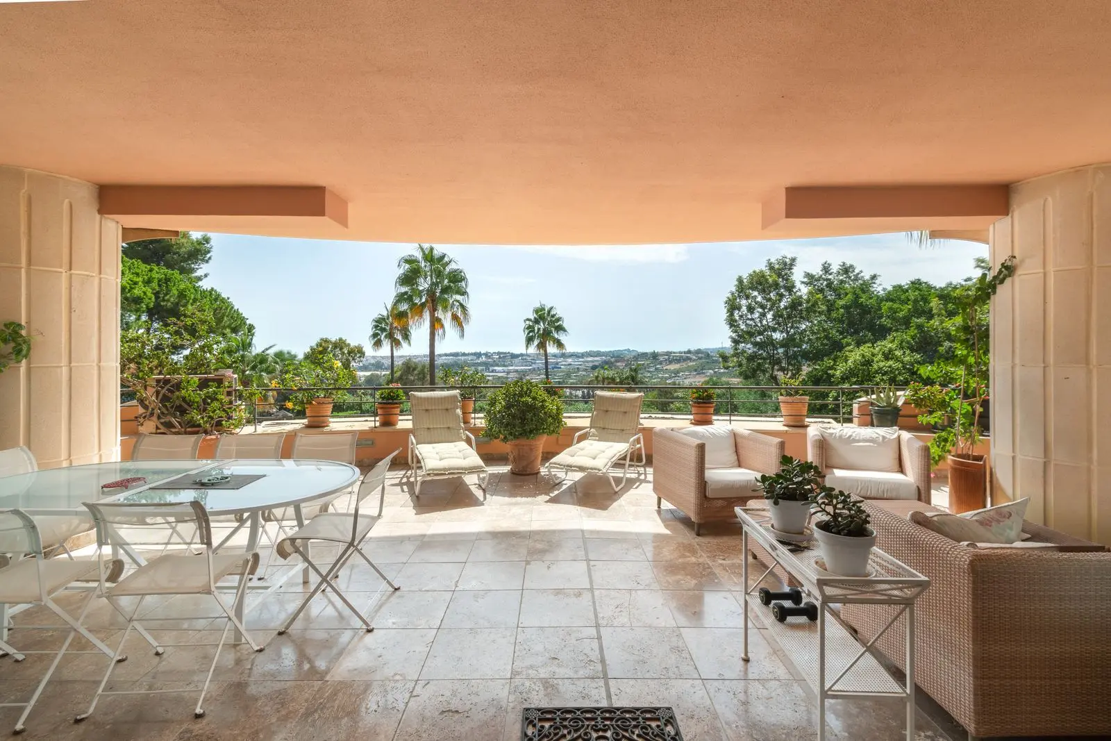 Appartement à Nueva Andalucía, Marbella