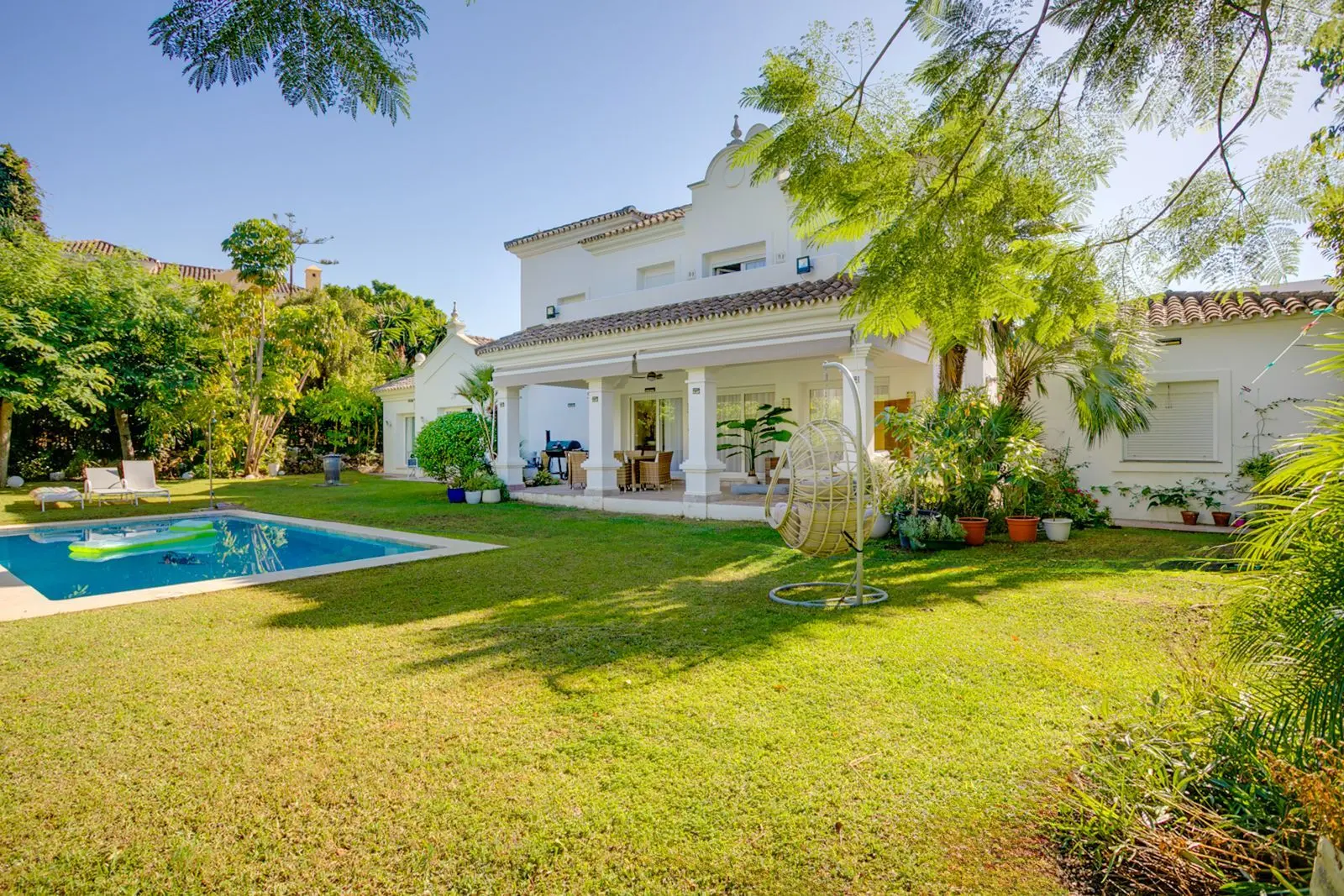 Villa à El Paraíso, Estepona