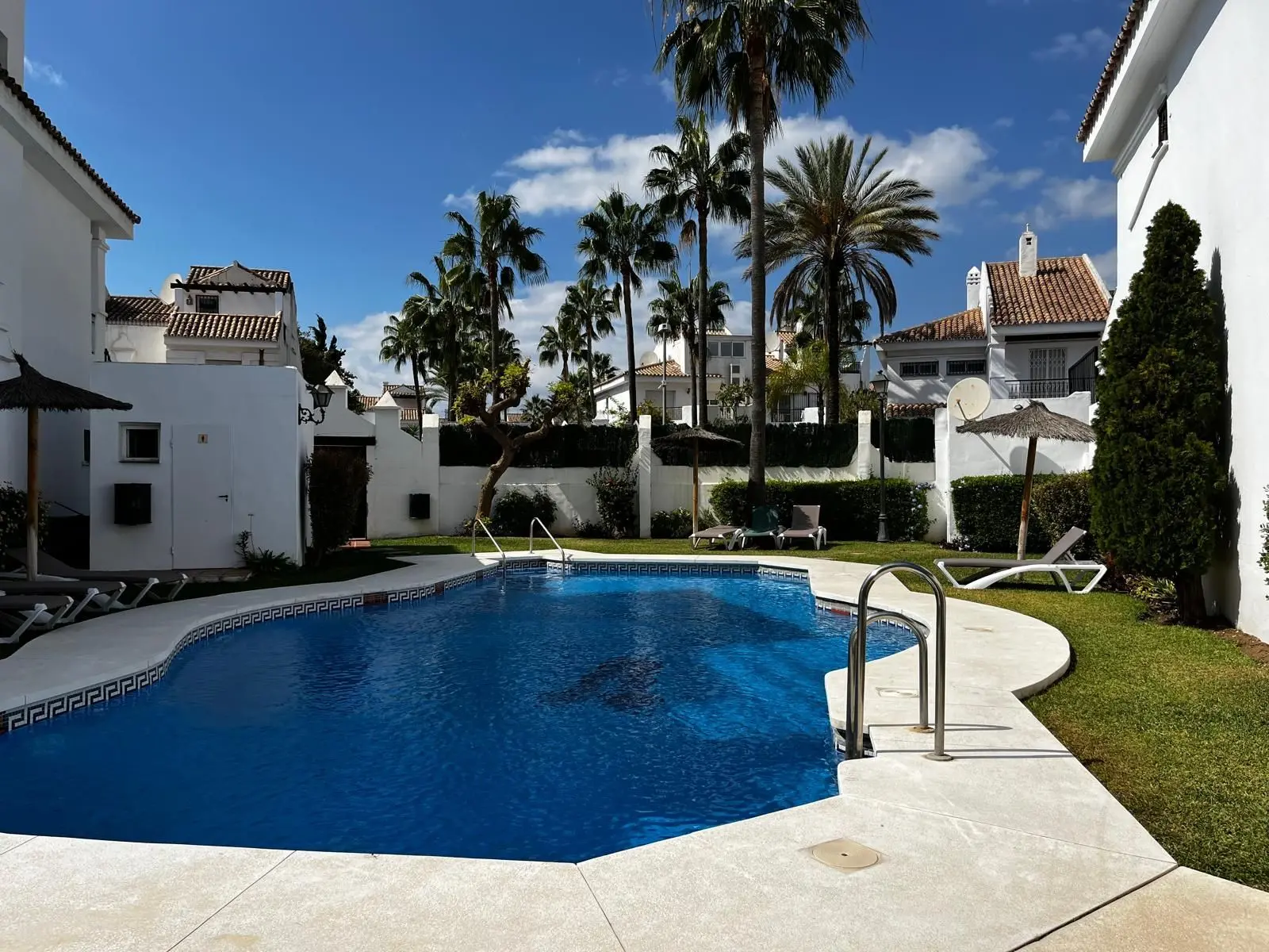Casa adosada en Nueva Andalucía, Marbella