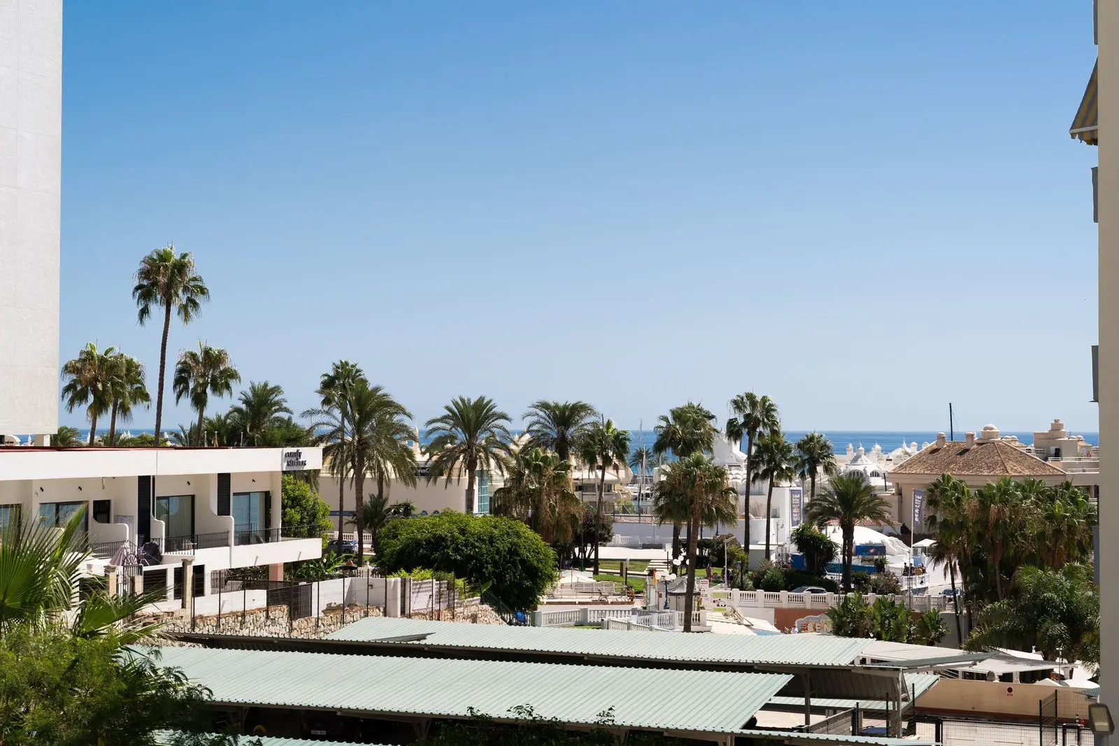 Piso en Benalmádena Costa, Benalmádena
