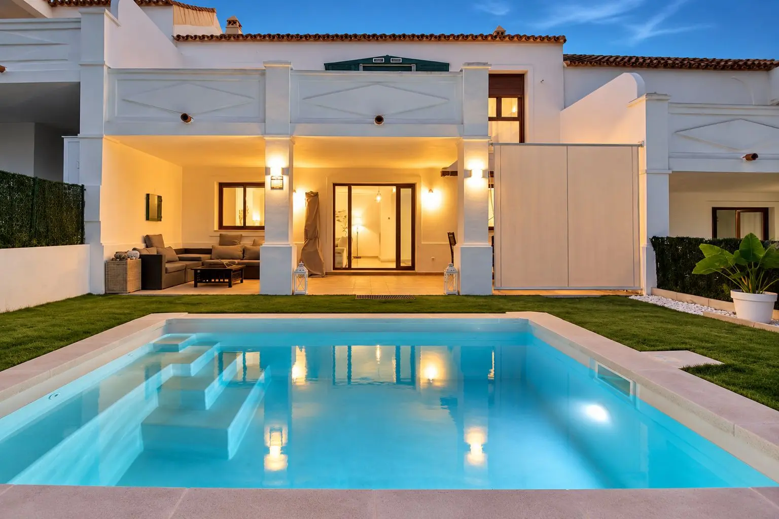 Casa pareada en Doña Julia, Casares