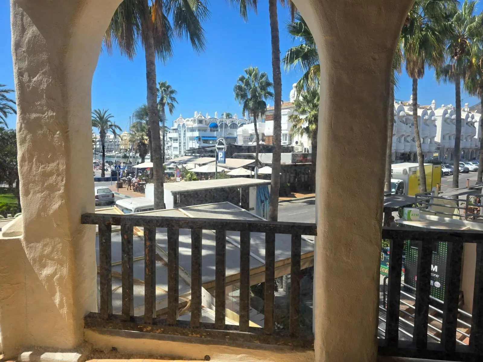 Local en Benalmadena, Benalmádena