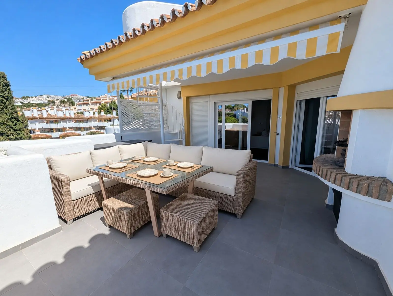 Penthouse w Calahonda, Mijas