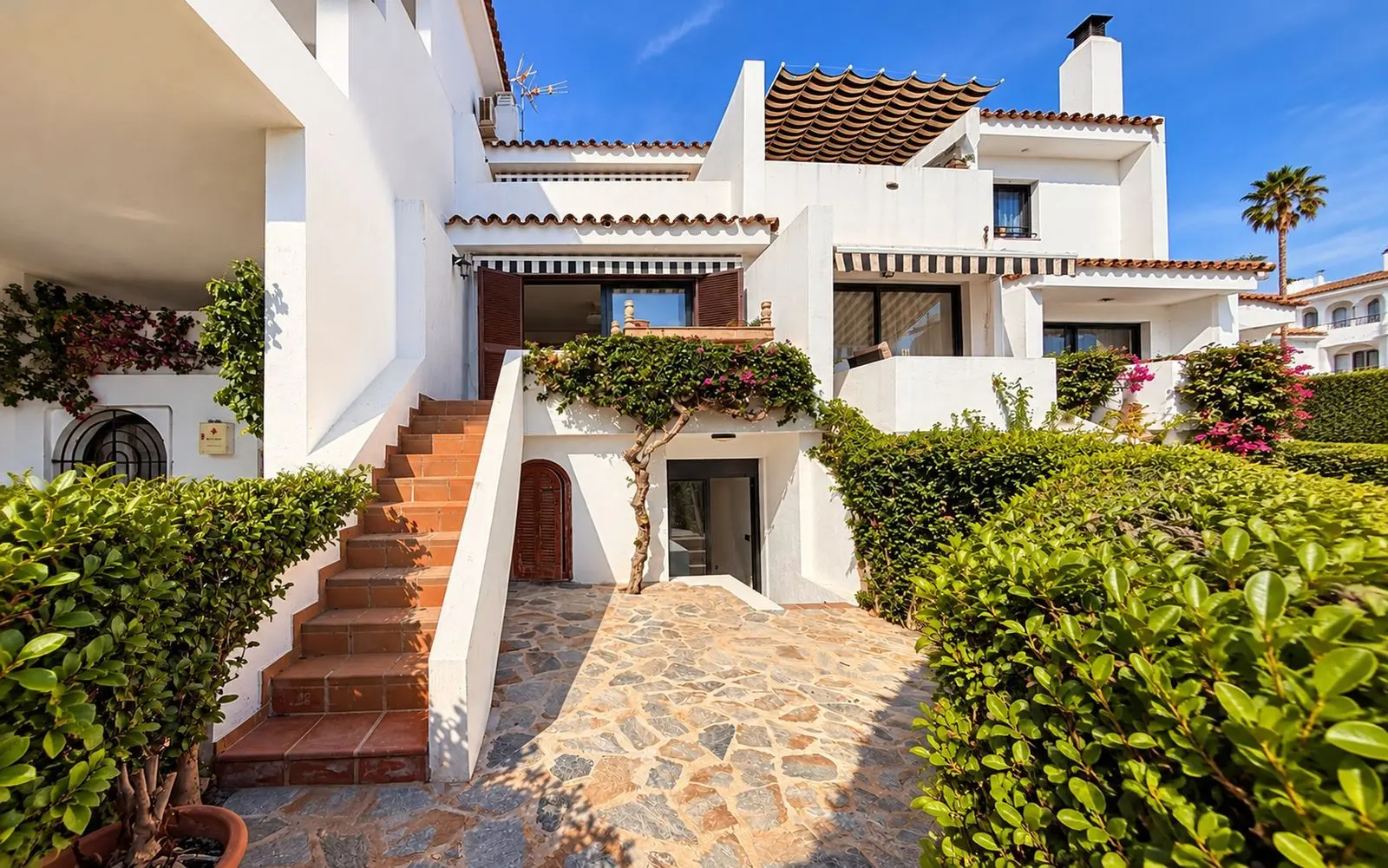 Casa adosada en Cancelada, Estepona