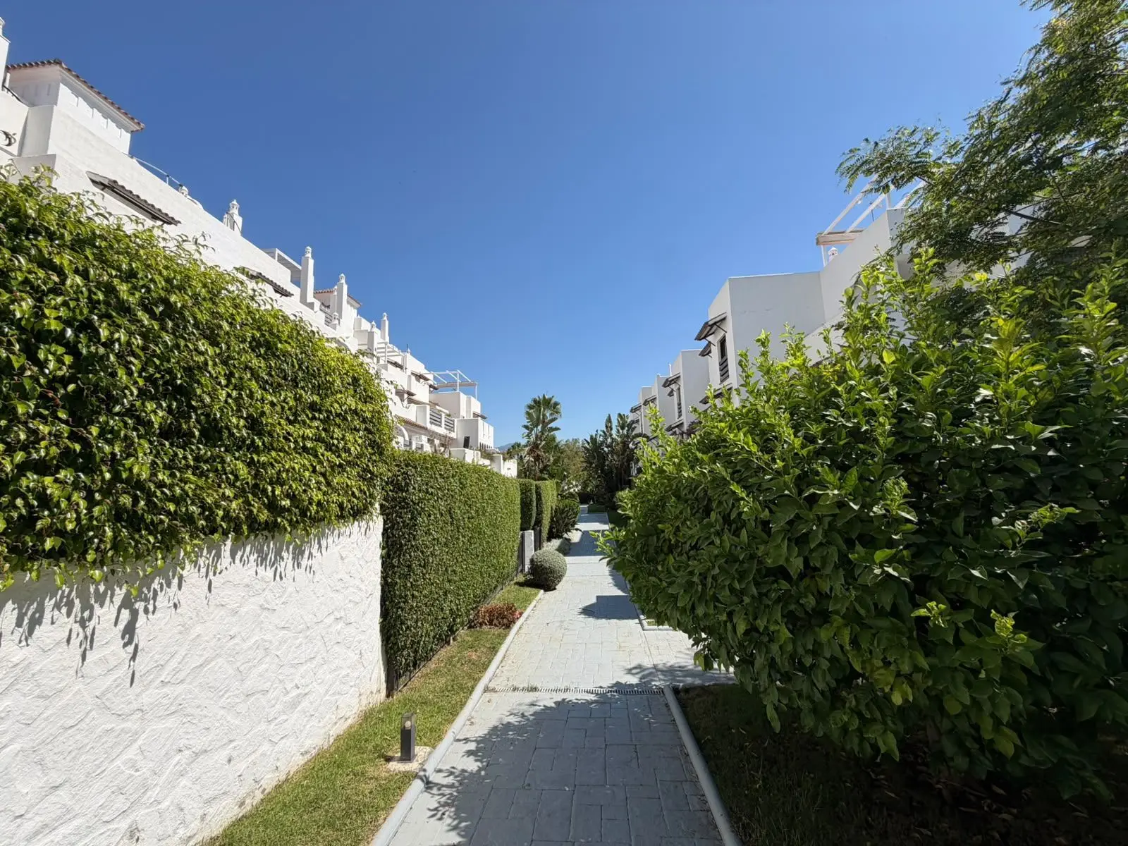 Apartamento bajo en Selwo, Estepona