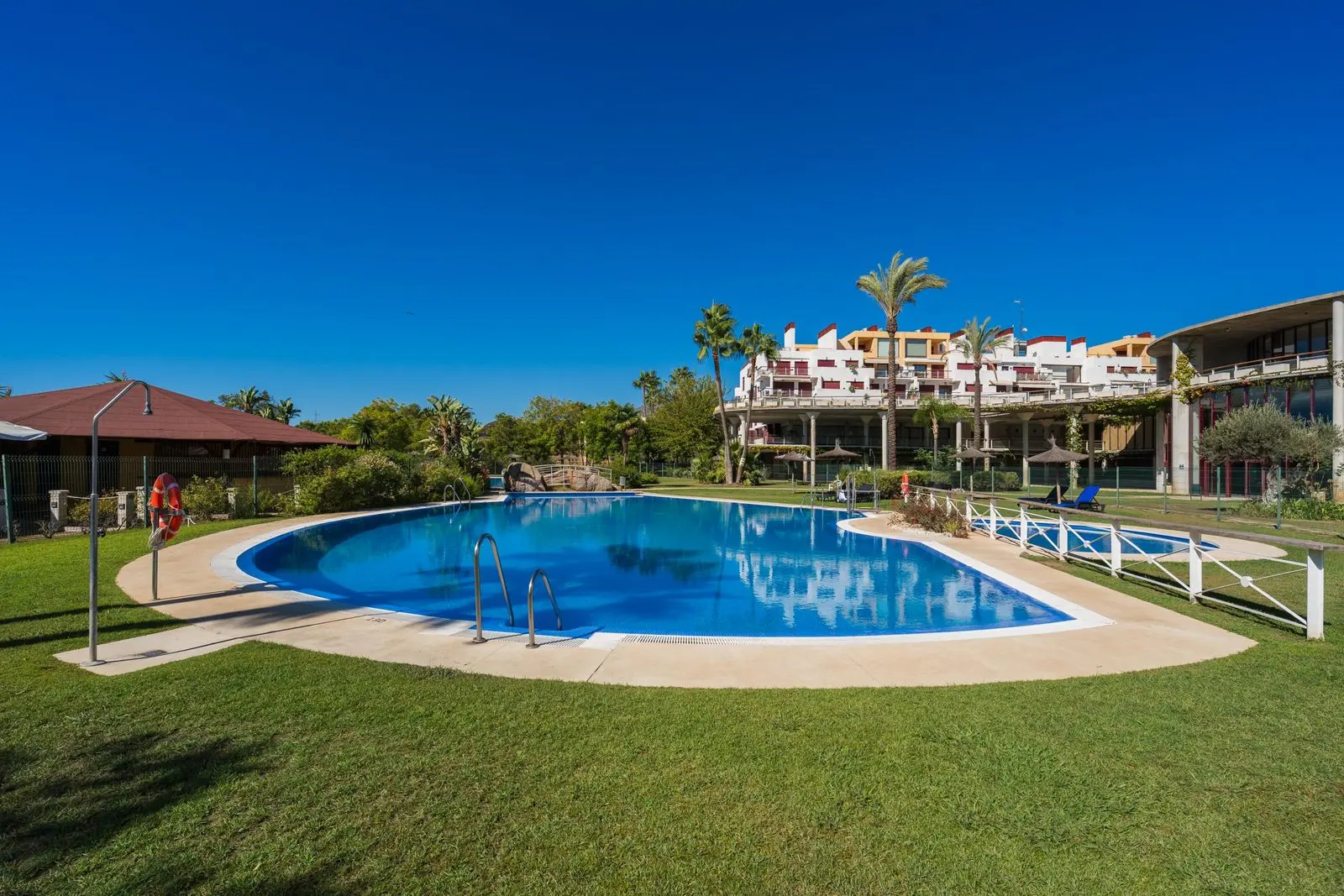 Apartamento en Los Flamingos, Benahavís