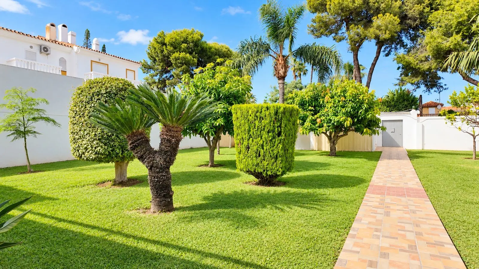 Villa en Benalmadena, Benalmádena