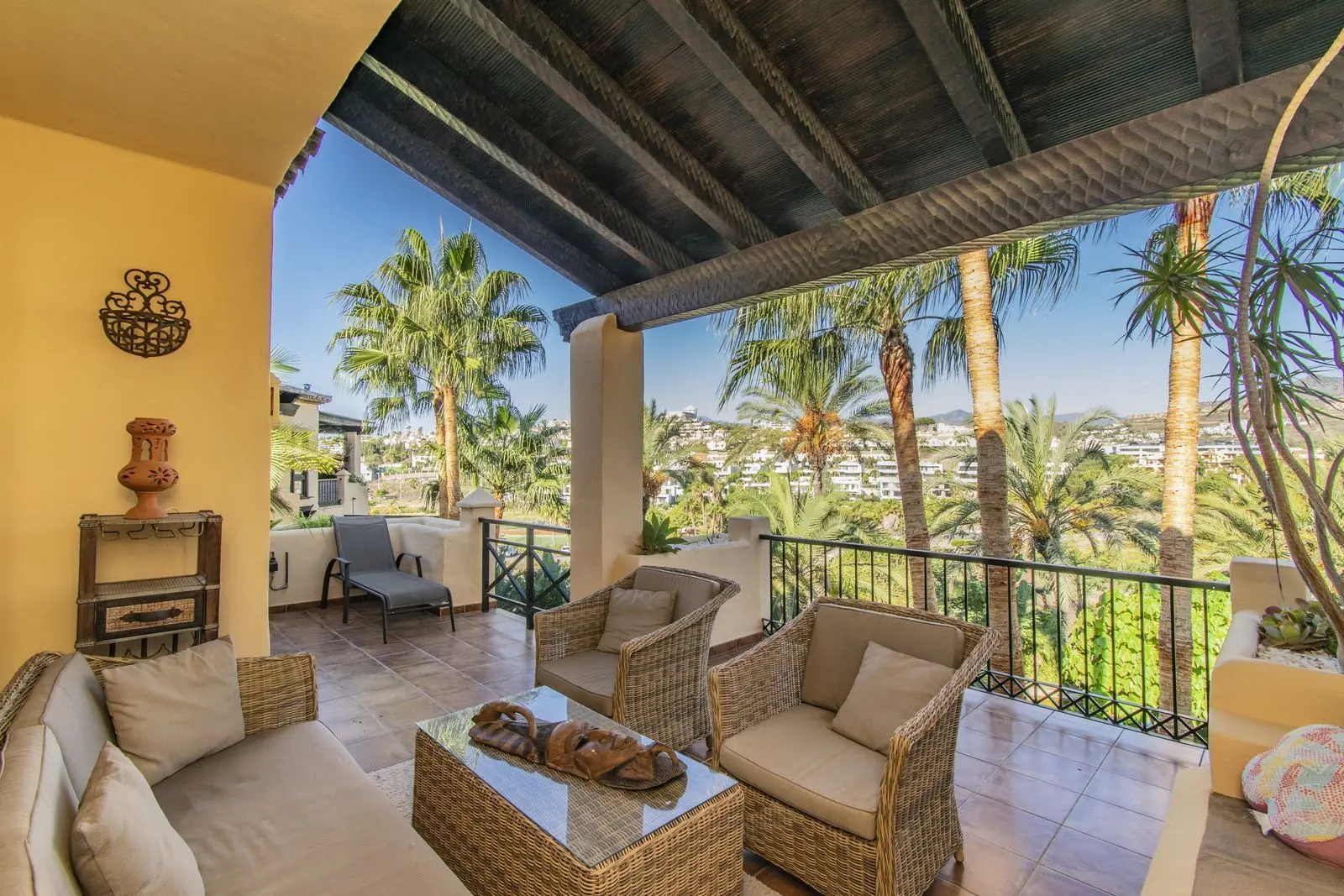 Piso en Atalaya, Estepona