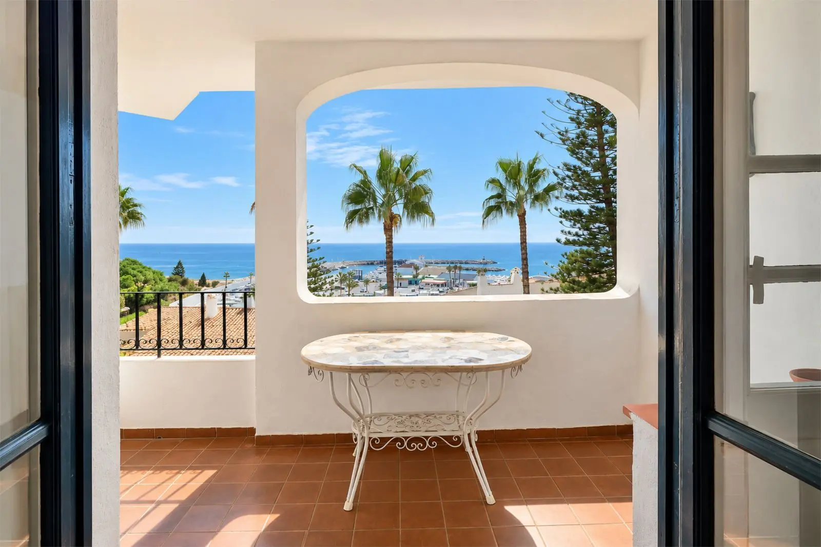 Piso en Puerto de Cabopino, Marbella