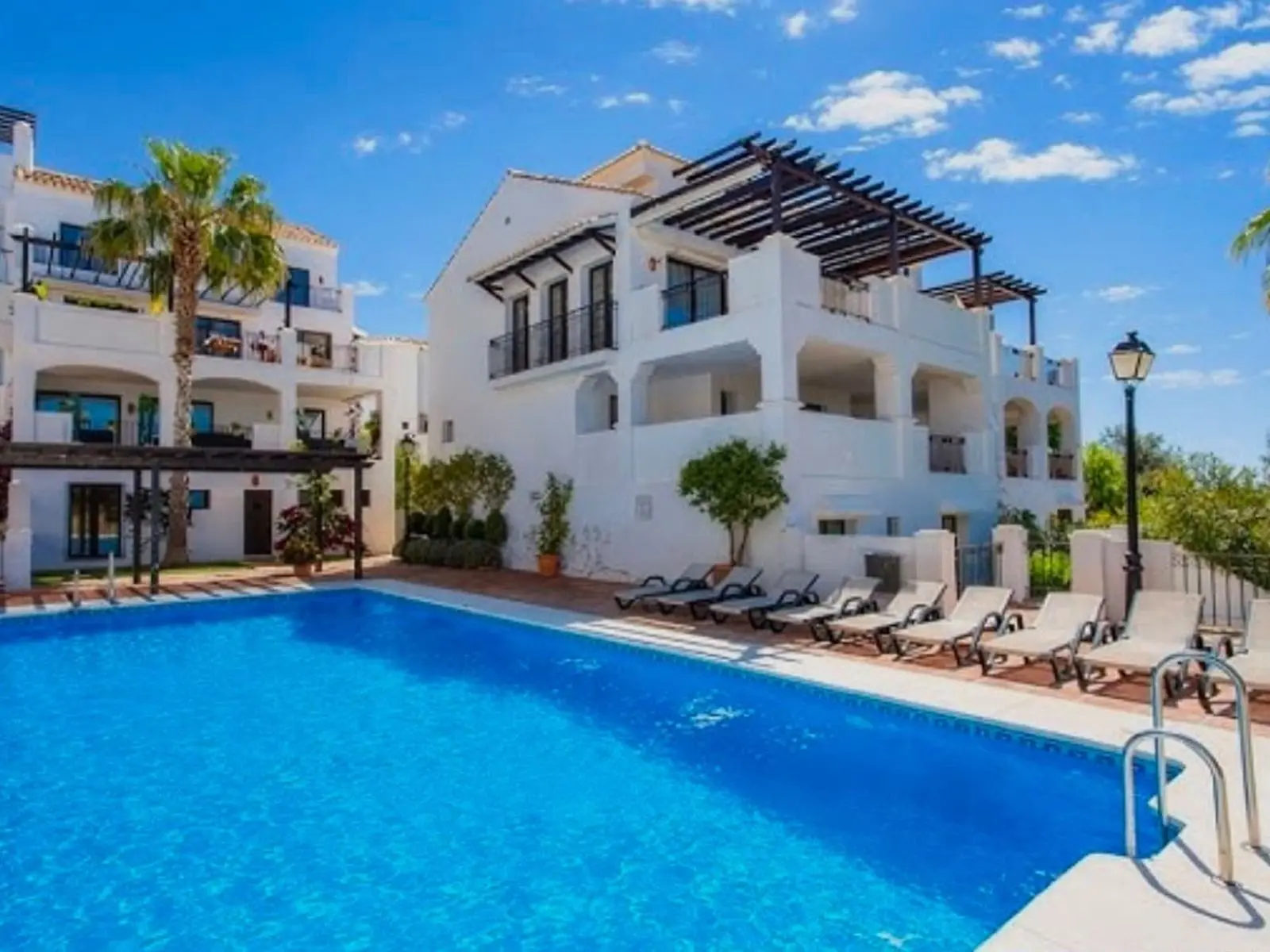 Ático en Altos de los Monteros, Marbella