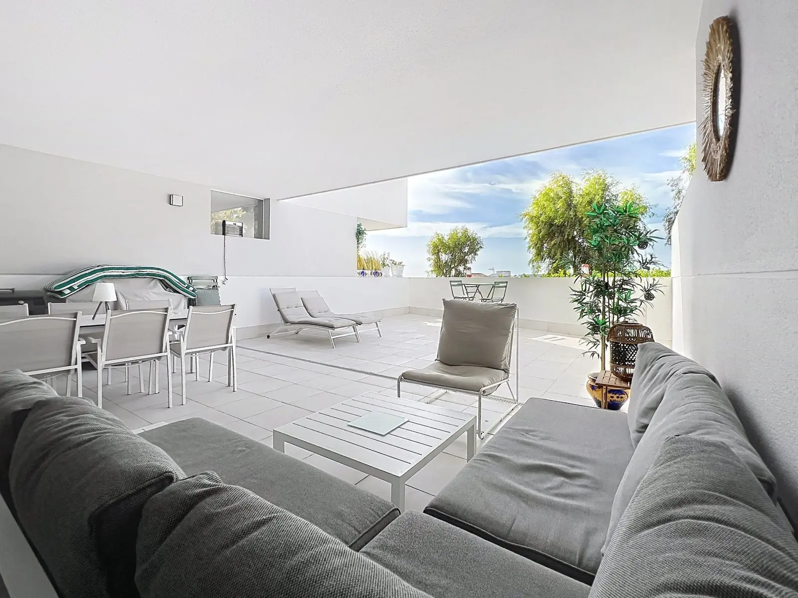Apartamento bajo en Manilva